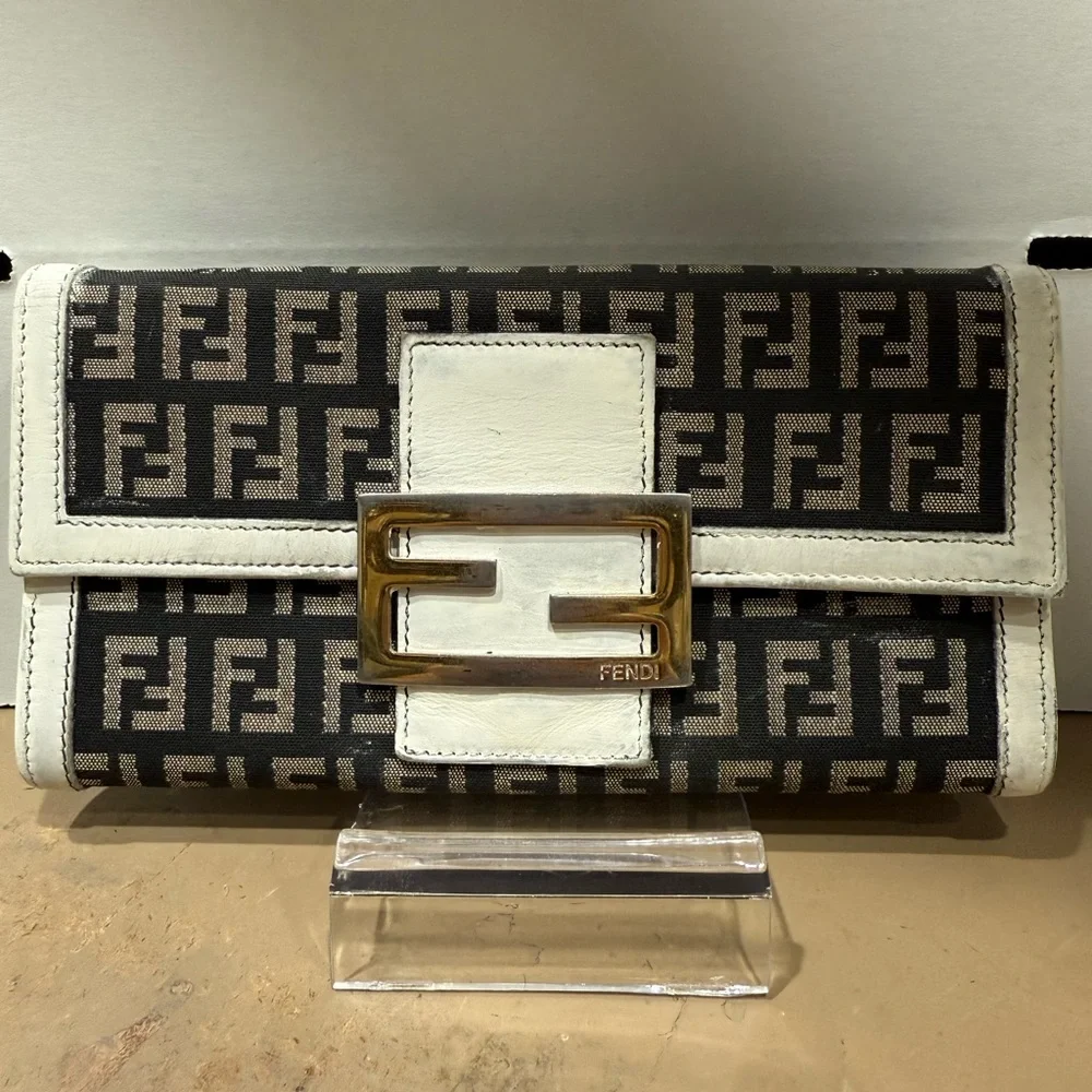 Fendi Monogram Black and White Clutch - Picture 1 of 7